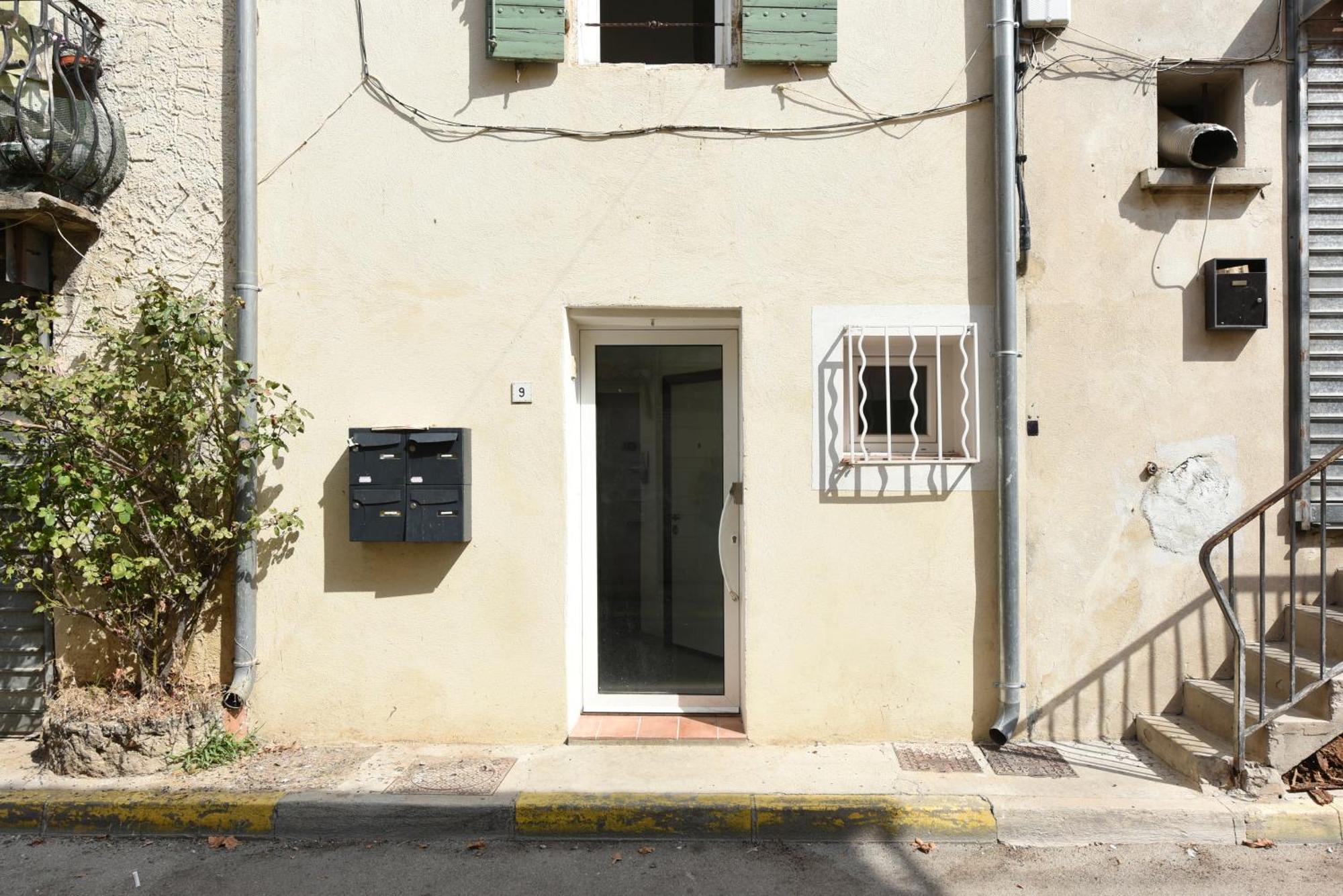 Provencal Studio Netflix Appart-Hotel-Provence La Fare-les-Oliviers Exterior photo