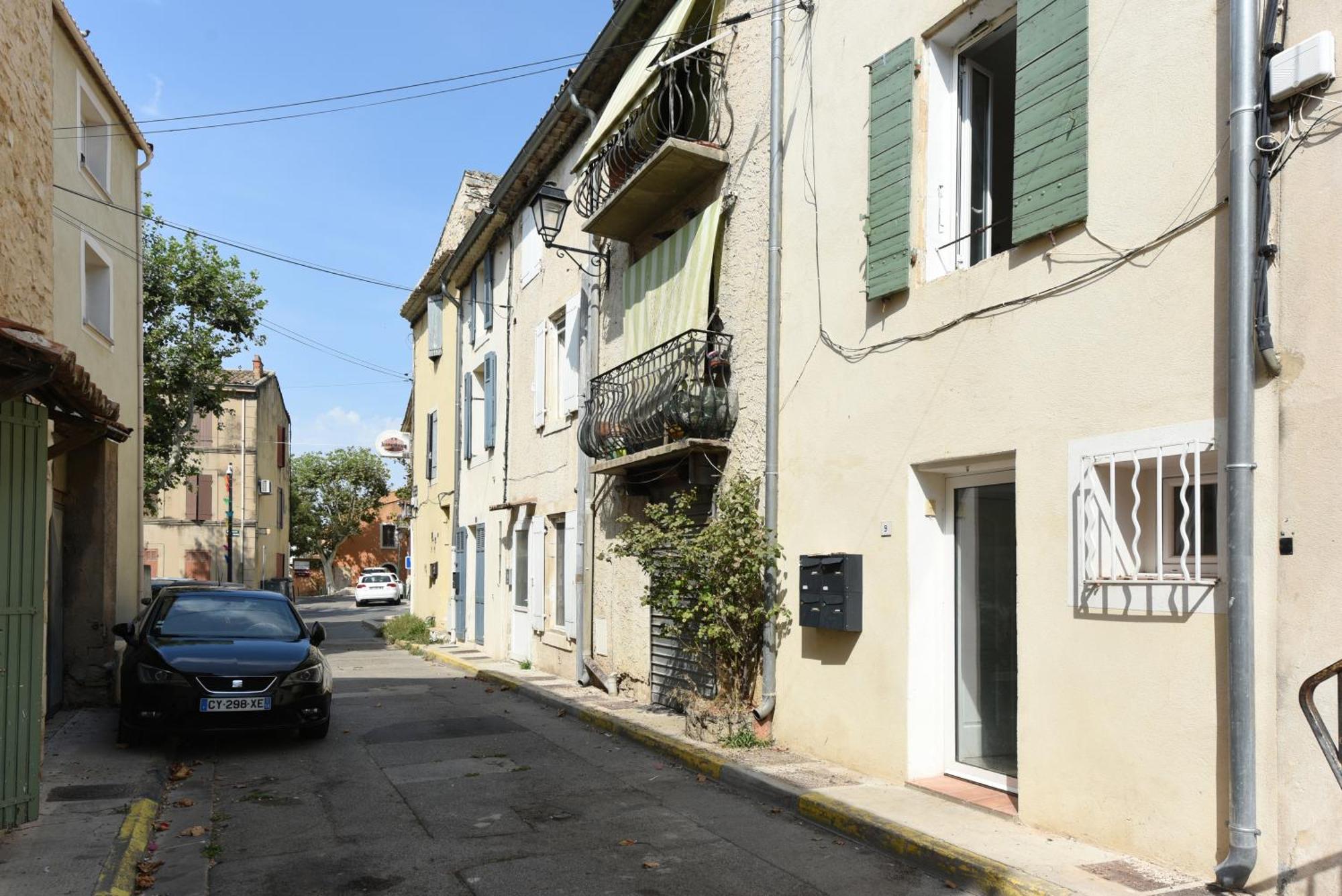 Provencal Studio Netflix Appart-Hotel-Provence La Fare-les-Oliviers Exterior photo
